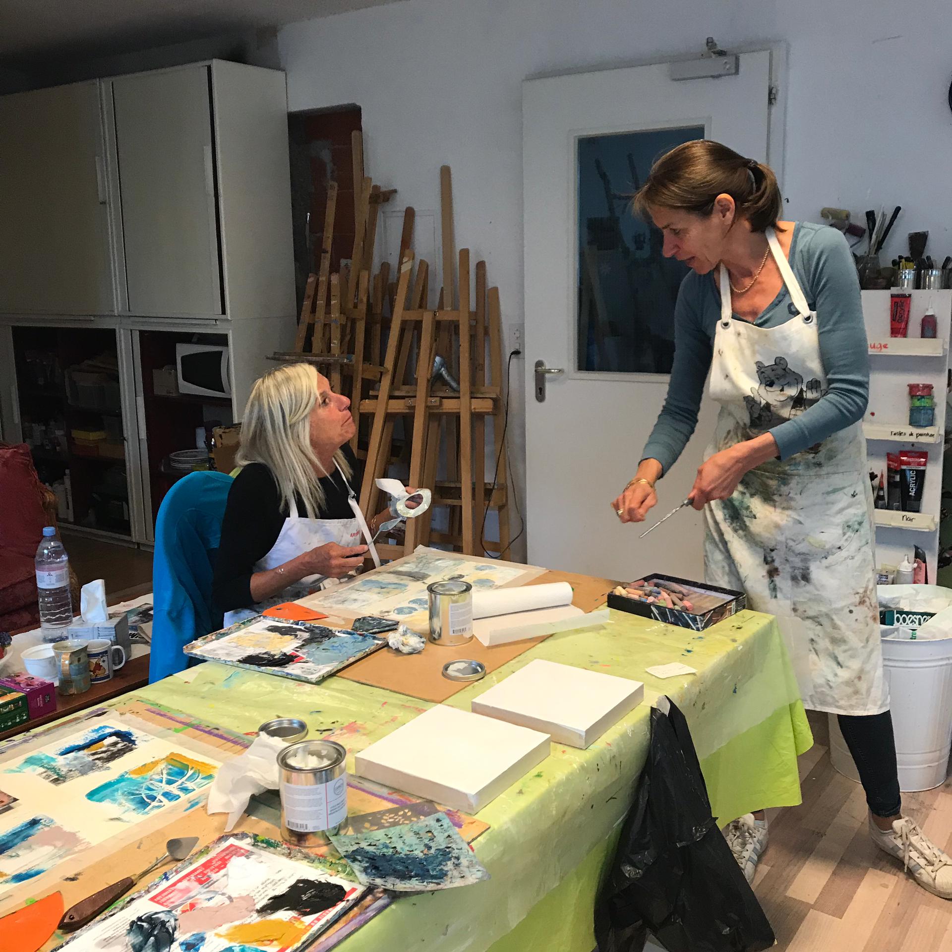 Marina guidant une élève